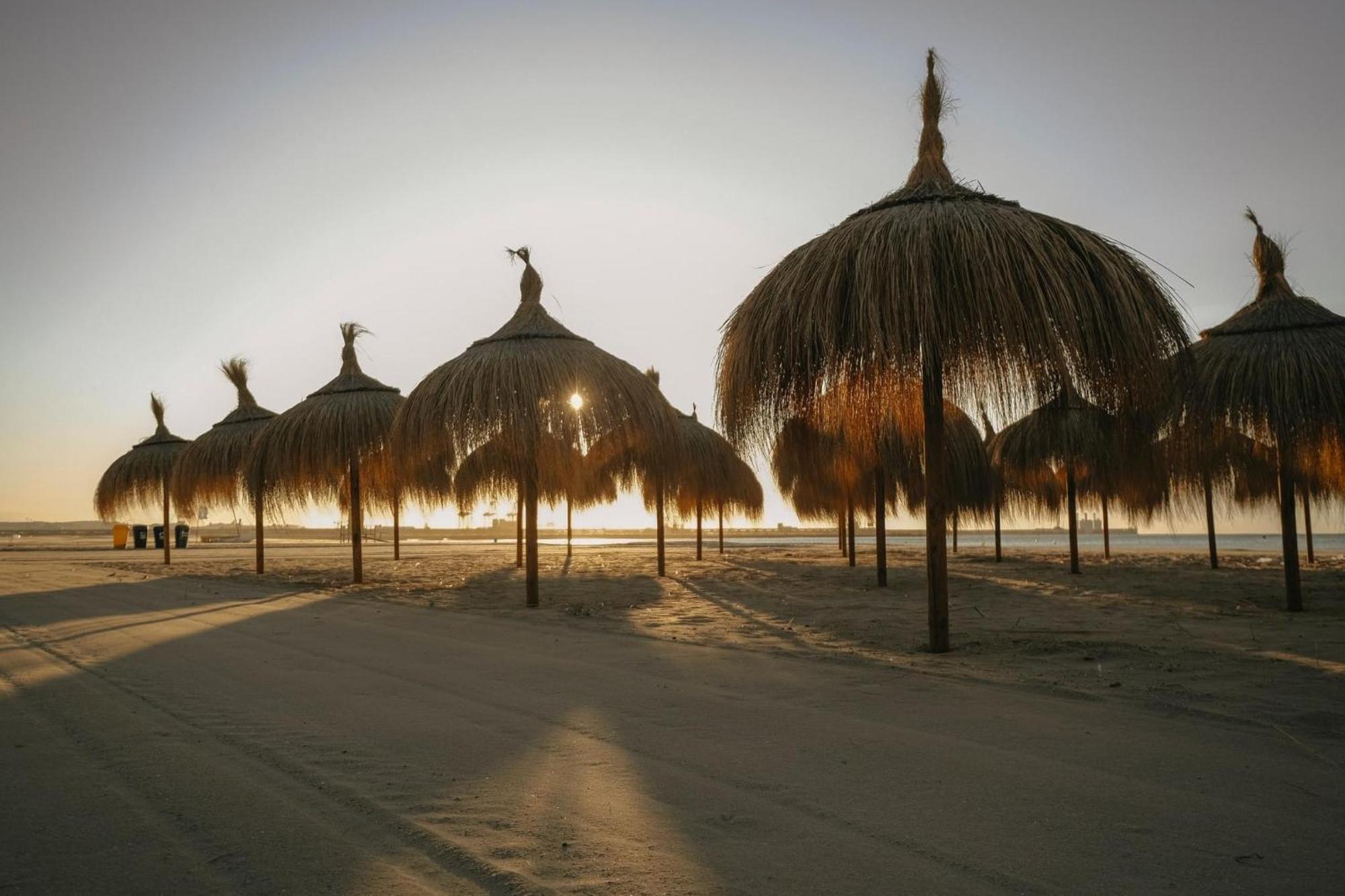 Apartbeach Golden I Muy Luminoso Junto Playa Y Climatizado Салоу Экстерьер фото