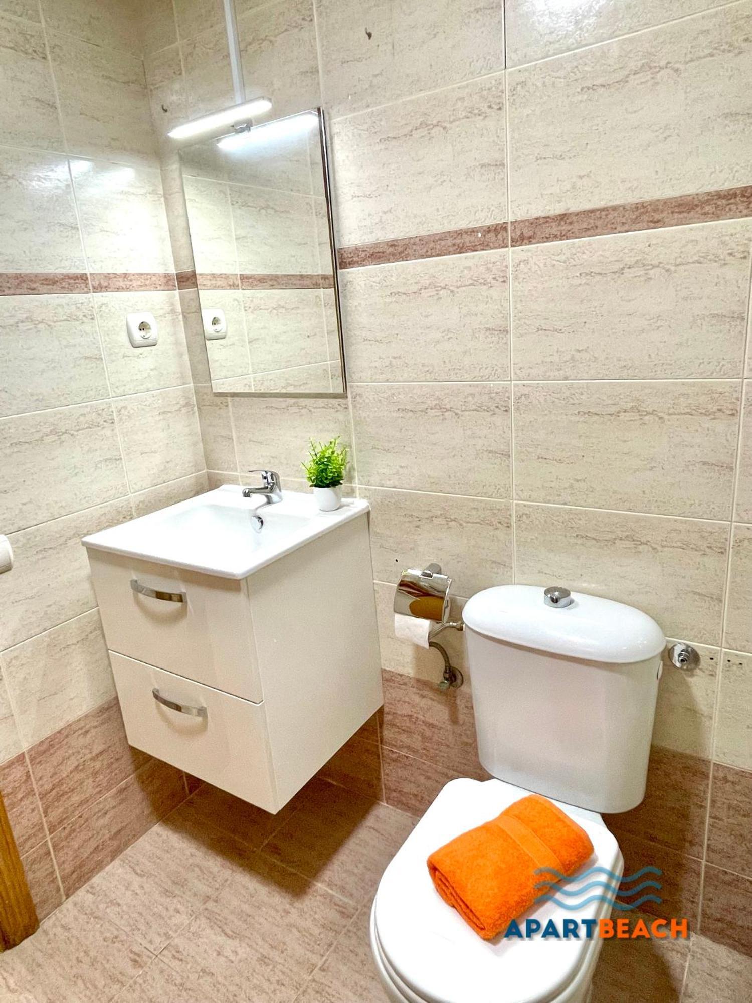 Apartbeach Golden I Muy Luminoso Junto Playa Y Climatizado Салоу Экстерьер фото